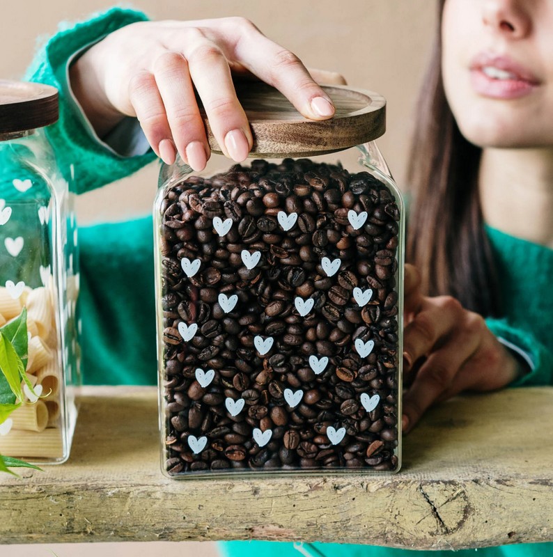Barattolo da cucina in vetro borosilicato con tappo ermetico in legno decorato con tappezzeria di cuori